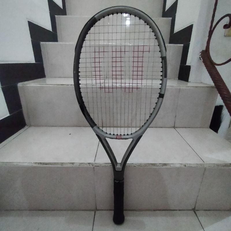 raket tenis Wilson Triad 3