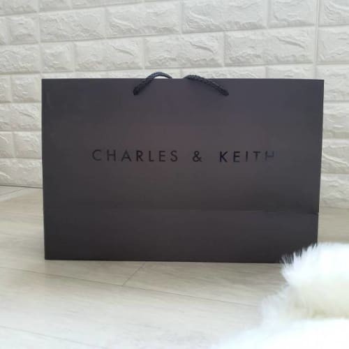

(TERLARIS) PAPERBAG CK (HARUS DENGAN PEMBELIAN TAS CK)