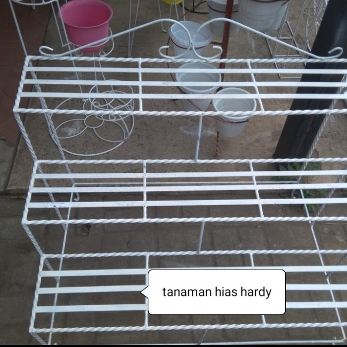 Rak Tanaman - Rak Pot Besi 3 Susun Tanaman