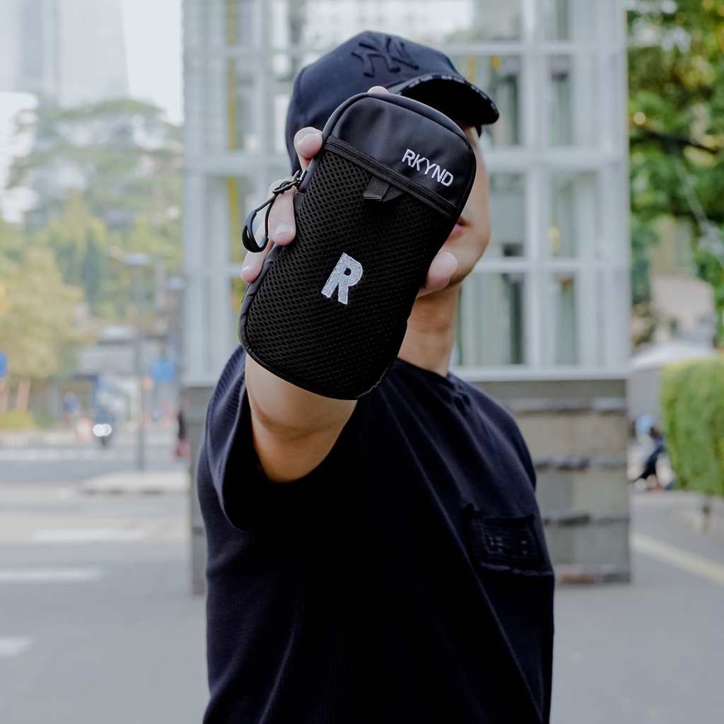 Sling phone SP 01 RKYND - AXEGEAR Tas selempang HP Hitam