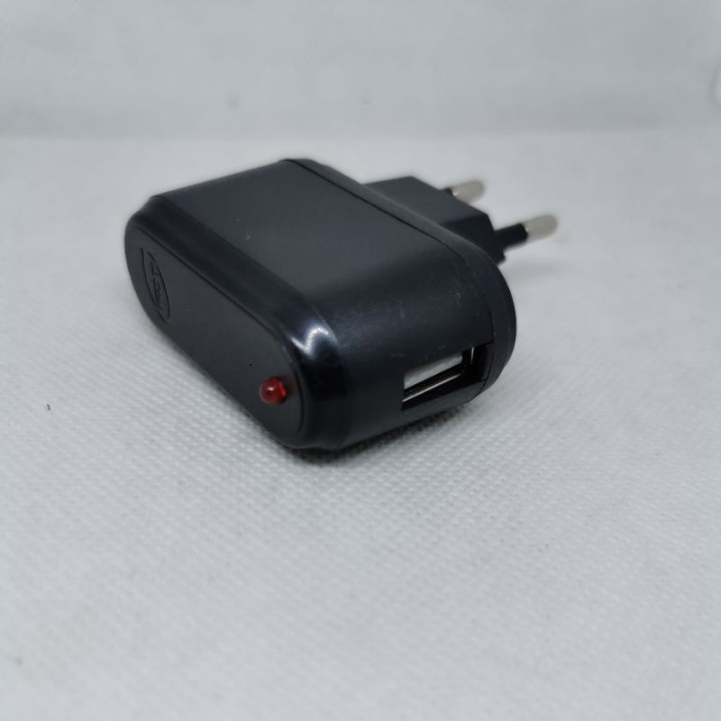 Adaptor Charger Batok Charger 1 USB Red Light Indikator