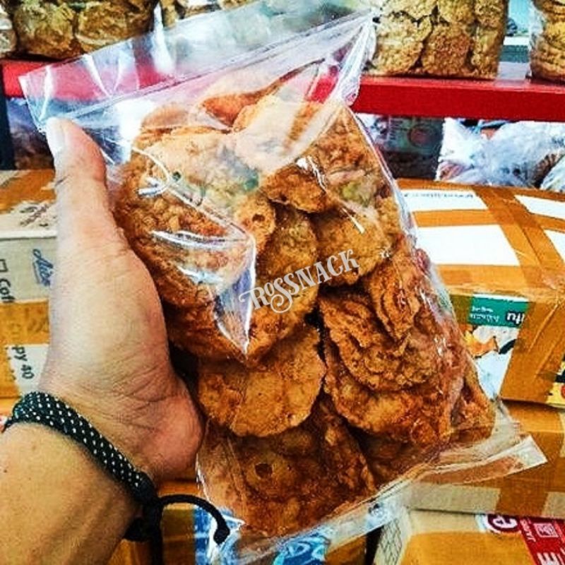 

250gr keripik tempe bandung rosalinda aneka rasa.