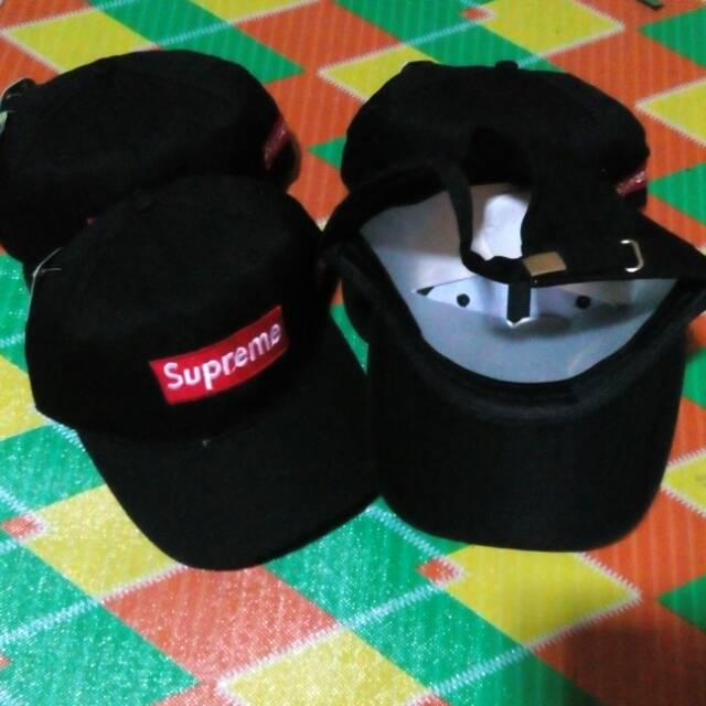 Topi bordir supreme hitam