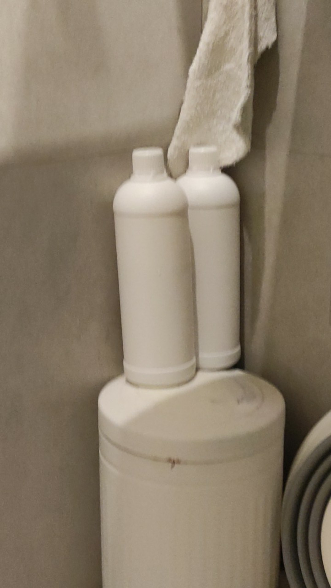 Botol 1 Liter /putih Susu/putih Natural/madu/juice/jamu/minyak/handsoap/handsanitizer/baru/foodgrade