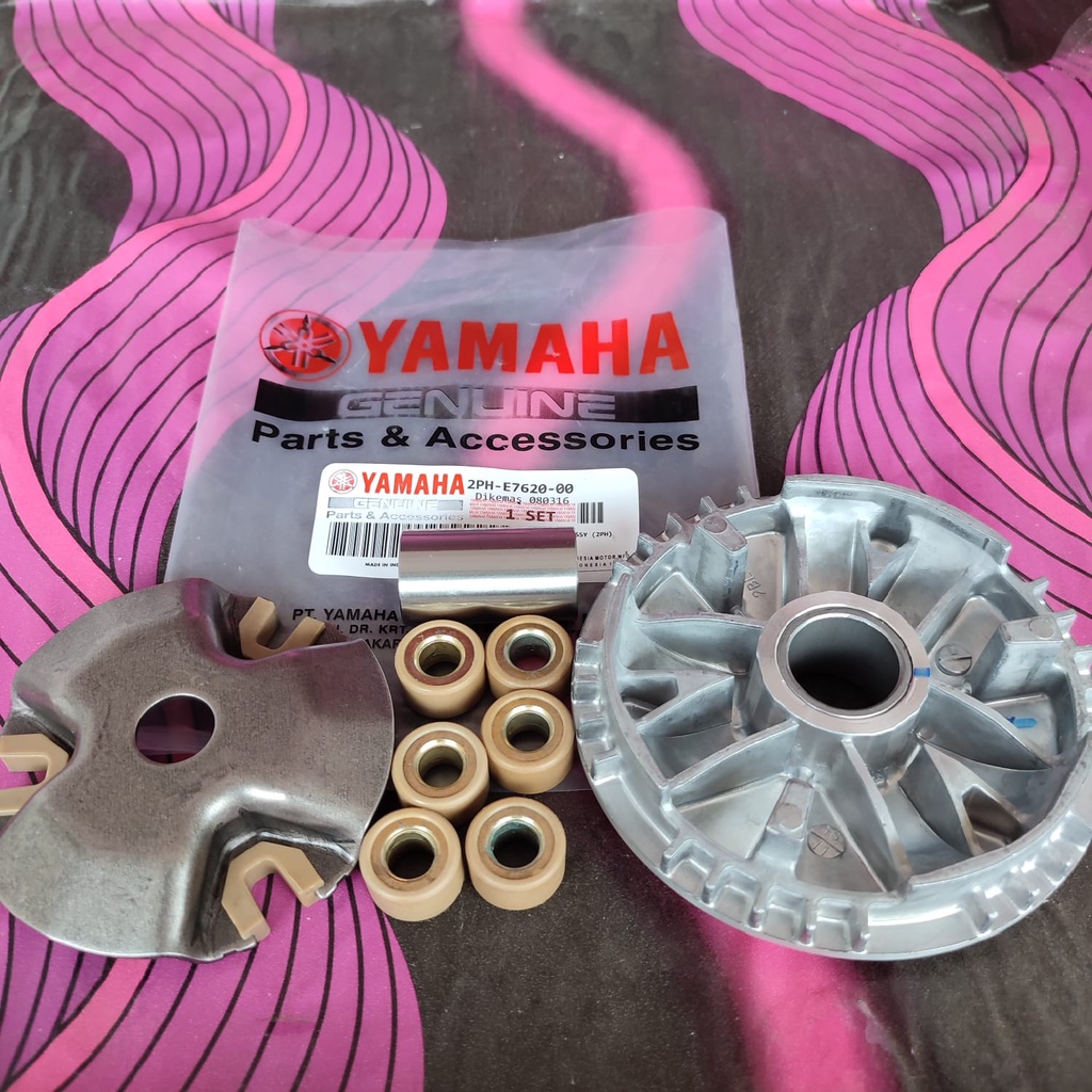 RUMAH ROLLER ASSY YAMAHA MIO M3 2PH-E7620-00