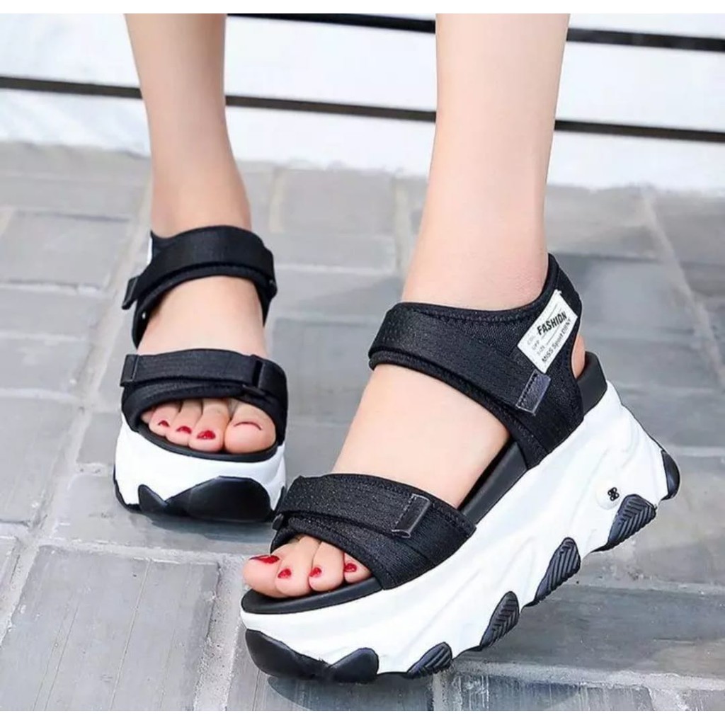 REIN SANDAL TALI FASHION WANITA HD90