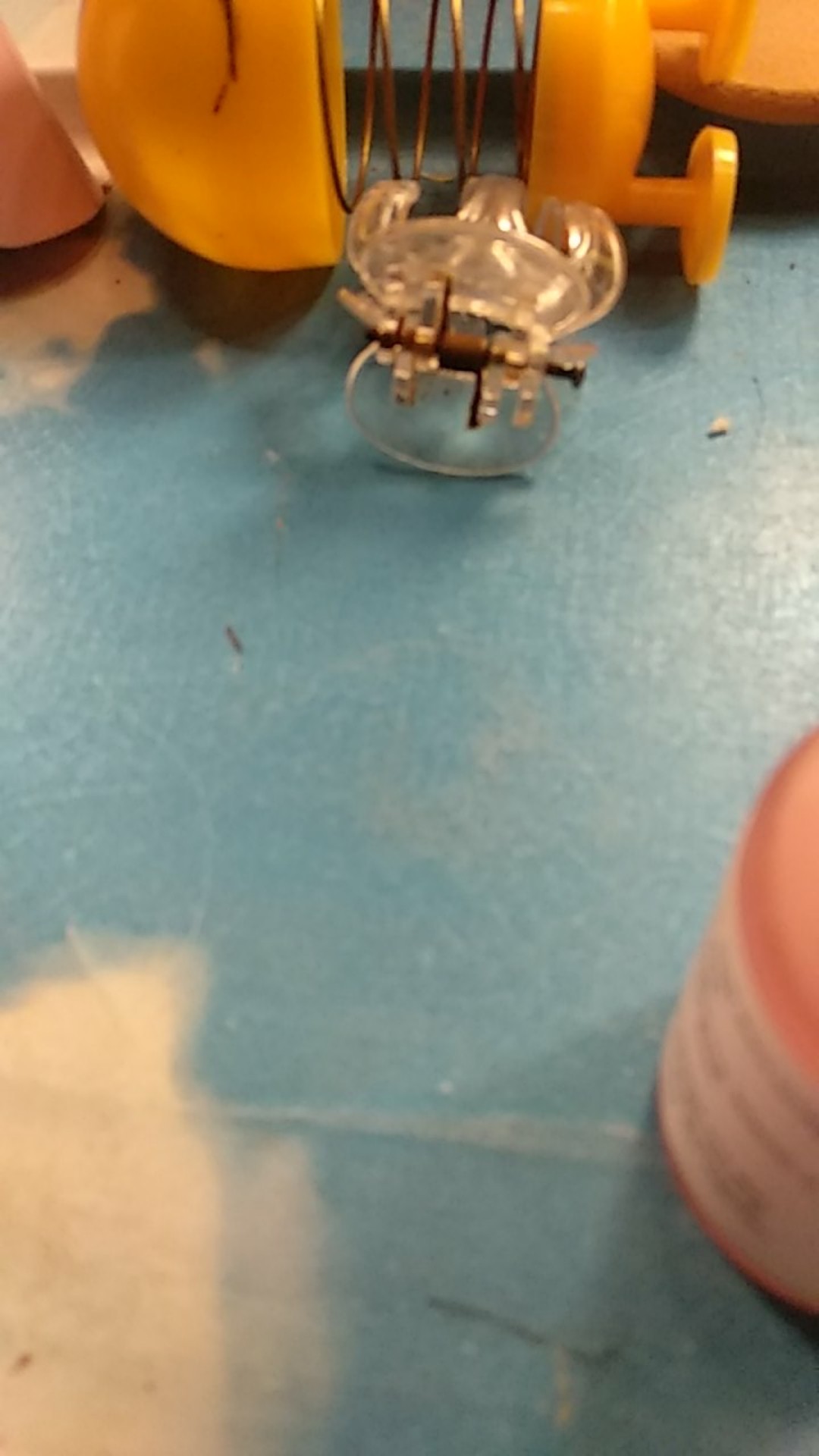 Gurita Perekat Tentekal Hp Dikaca