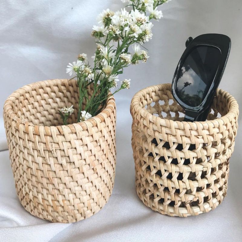 

Tempat pensil rotan kerajinan tangan handmade alat tulis murah