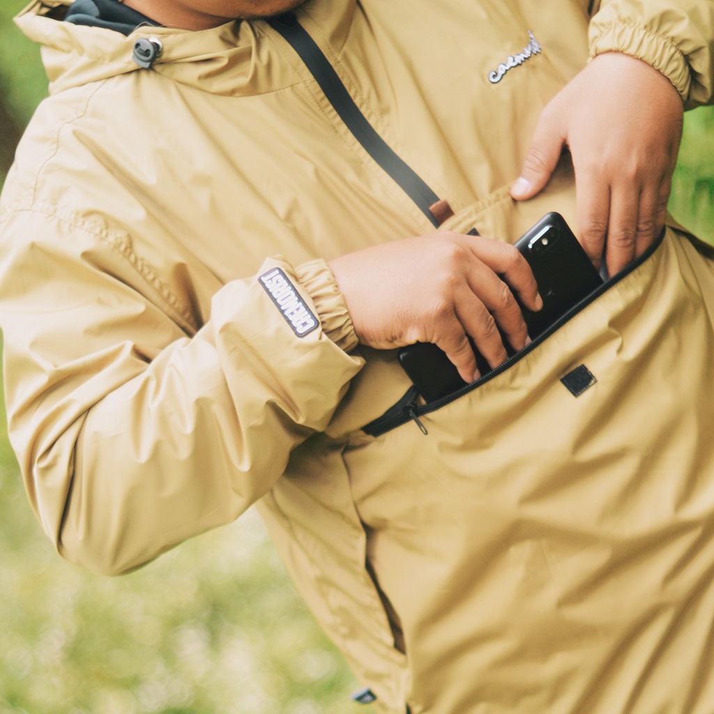 Caemorist jaket Parasut Pria Windbreaker Cream