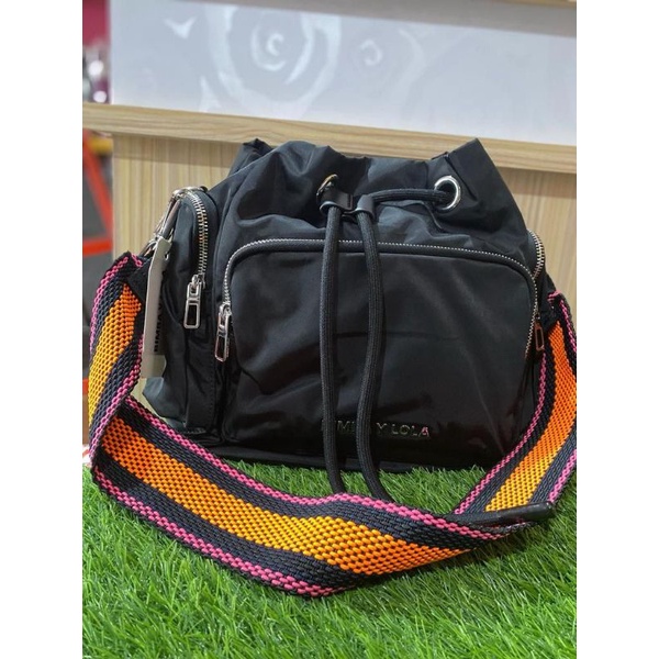 Tas wanita Bimba y lola black