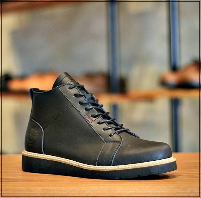 BALDEV BLACK SERIES - BRADLEY'SFOOTWEARORIGINAL - Sepatu Boots Klasik Zipper Vintage Chuka Biker