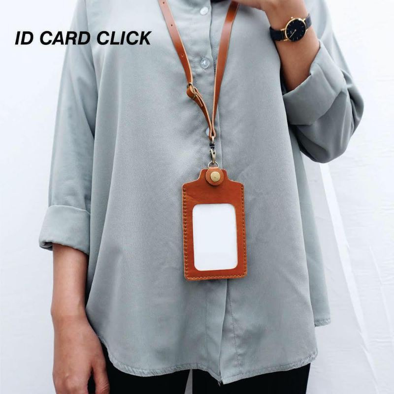 

Name Tag Id Card Kulit Asli Pull Up (Mengkilap/Glosy), Design Bebas/Grafir BNI, BRI, Mandiri, dll