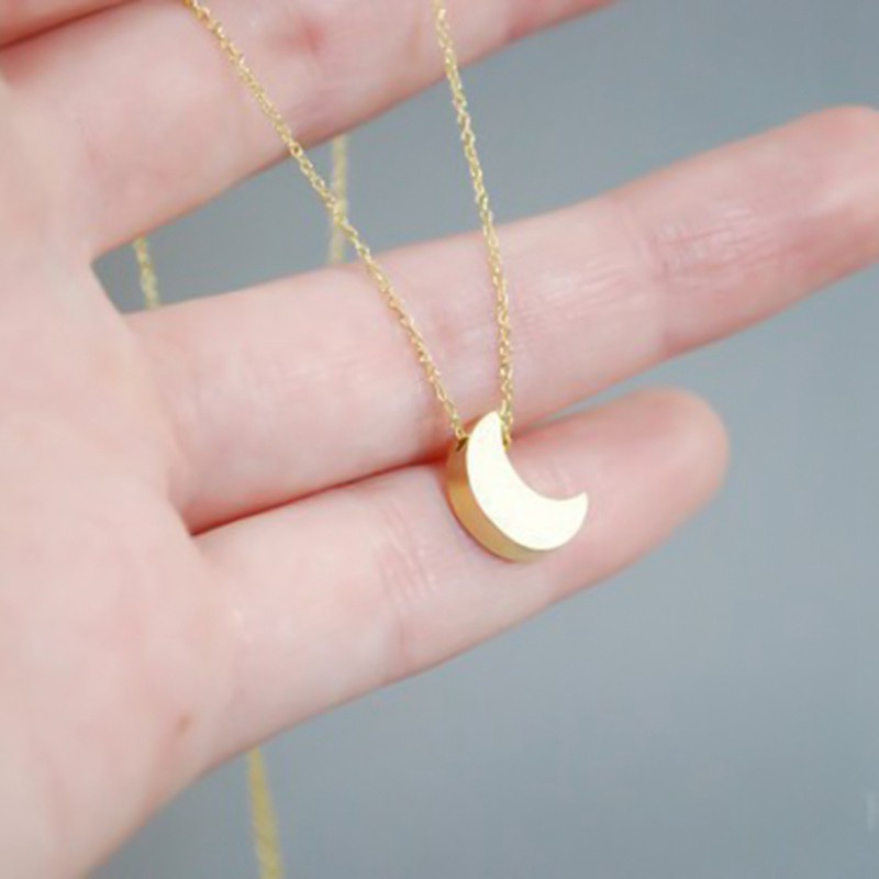 Fashion Simple Thick Moon Pendant Necklace 2019