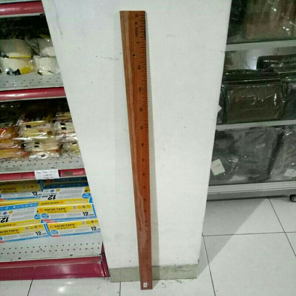 

Penggaris Kayu Papan Tulis 1 Meter / 100 cm