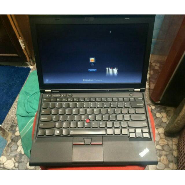 Lenovo thinkpad x230 i7 ram terbesar di kelasnya free bonus