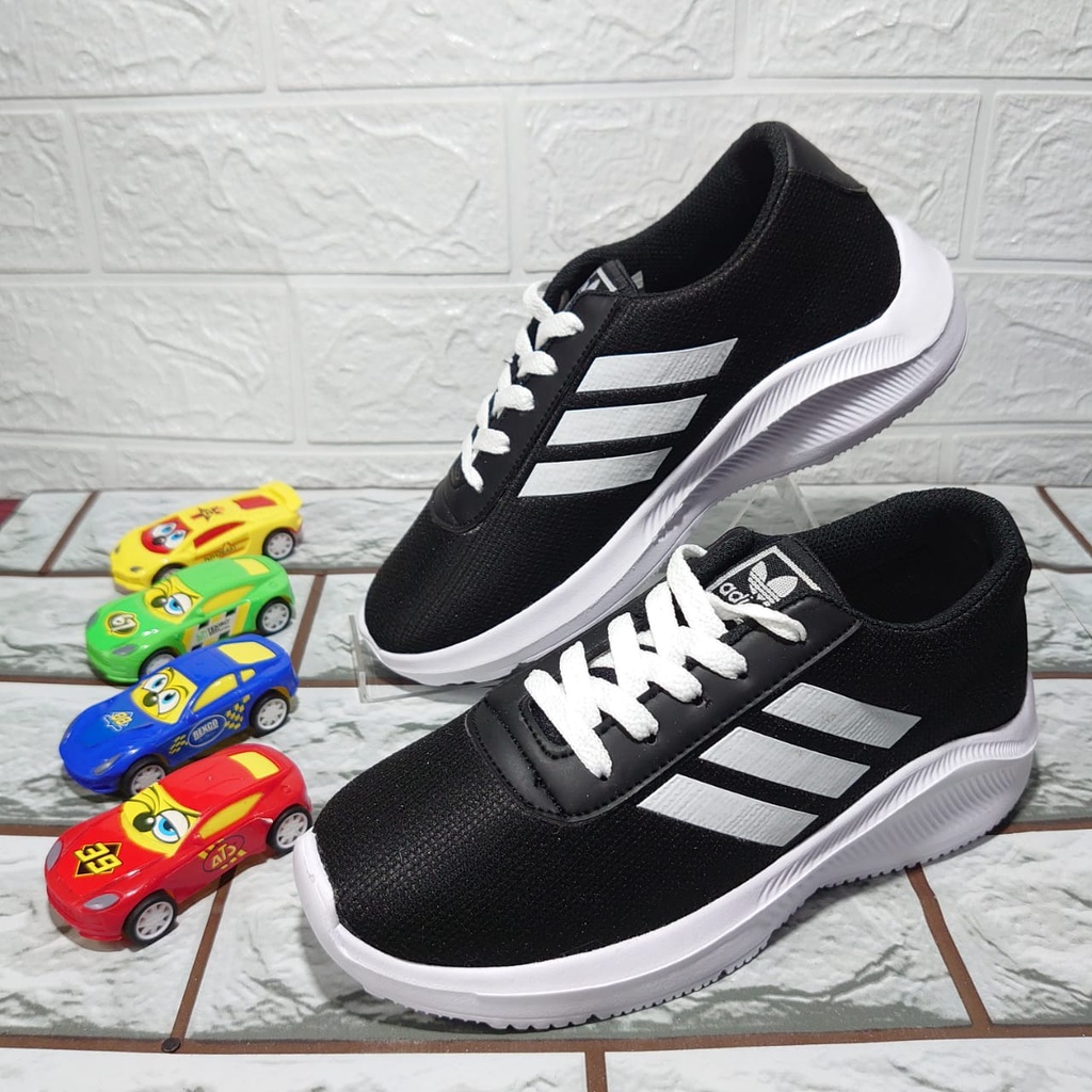 [PROMO] sepatu anak/sepatu sekolah hitam putih/sepatu terbaru/sepatu anak laki laki perempuan/sepatu TK SD umur 4 5 6 7 8 9