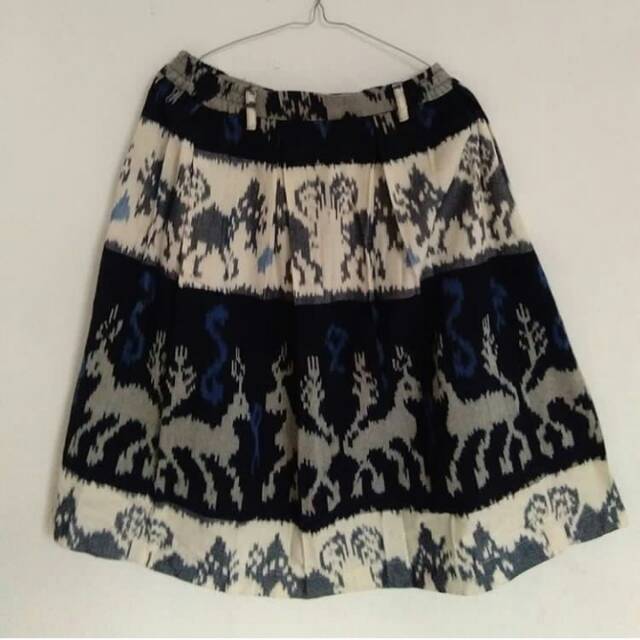Rok mini kain tenun ikat troso etnic jepara motif sumba