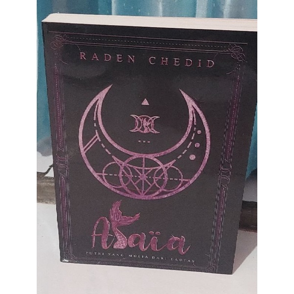 Novel Alaia