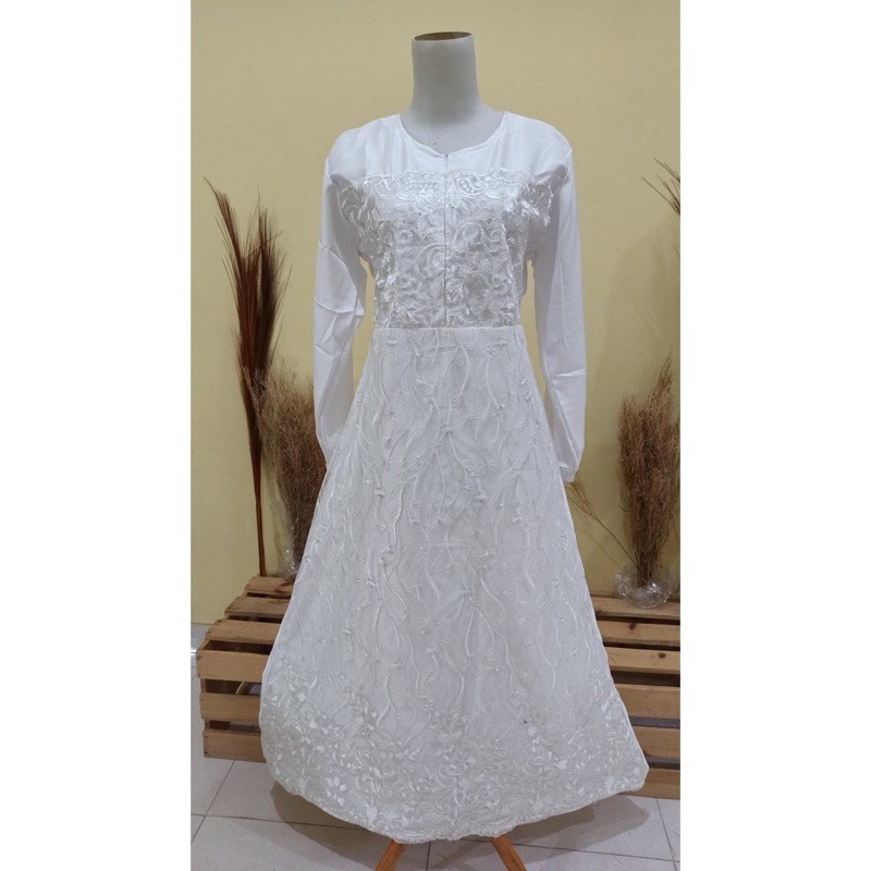 Gamis Brokat Hitam Putih Jumbo XXL LD 120 cm Aura Gown Murah Original