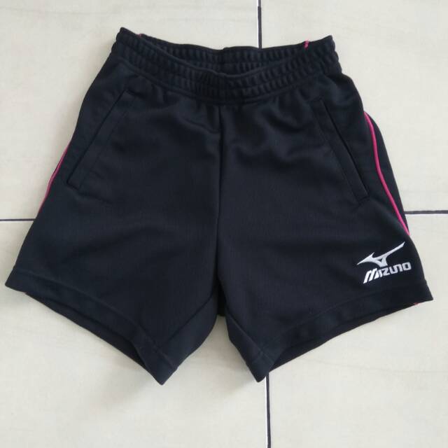 Celana pendek mizuno
