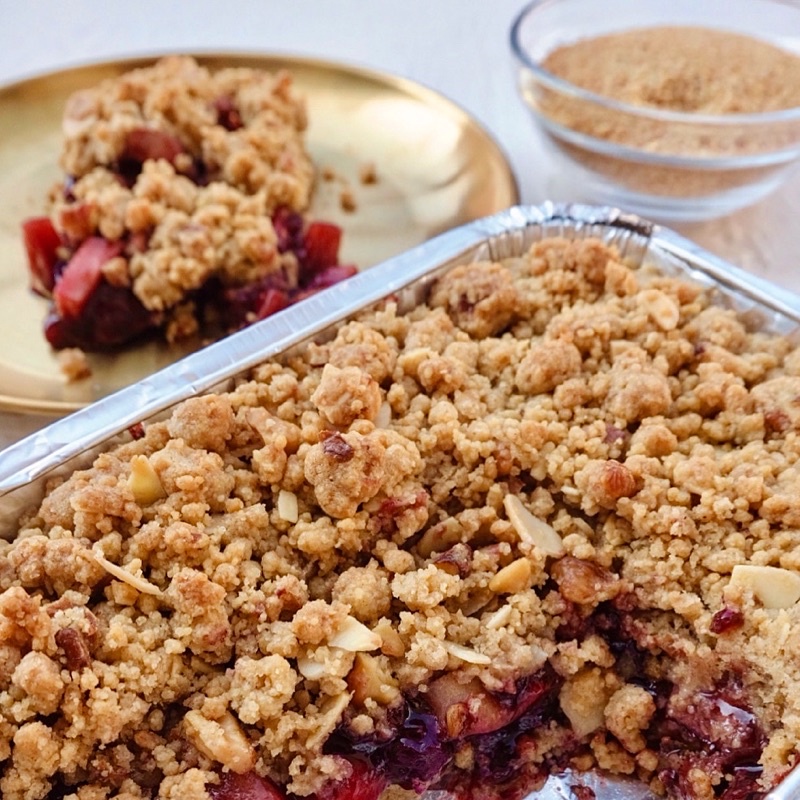 

House Special Apples & Berries Crumble