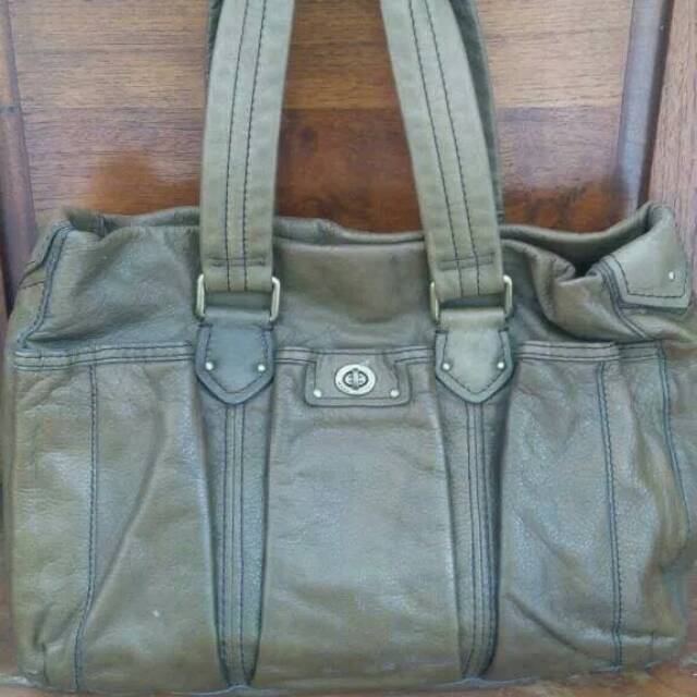 Marc by Marc Jacob's diaper bag authentic. Tas kulit preloved