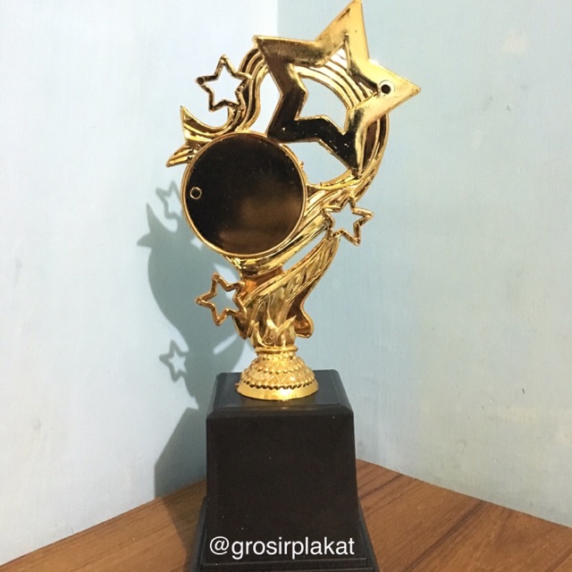 PIALA BINTANG SEKOLAH