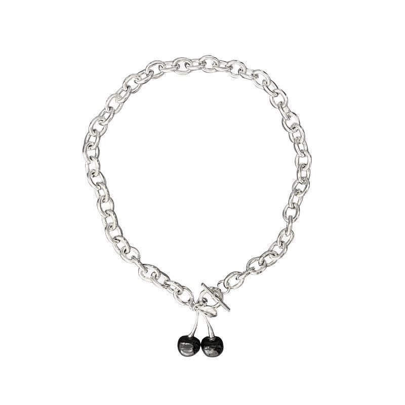 Kalung Rantai Klavikula Desain Cherry Warna Hitam Gaya Korea Untuk Wanita