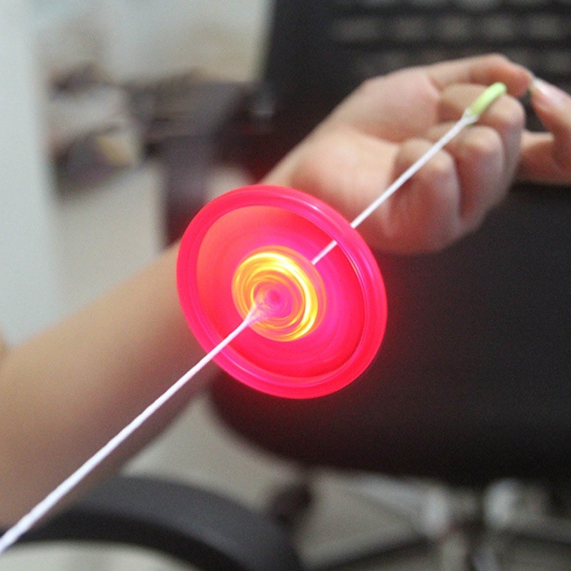 Mary Brain Toy Glow Flywheel Whistle Pull Line Flywheel Mainan Edukasi Portable