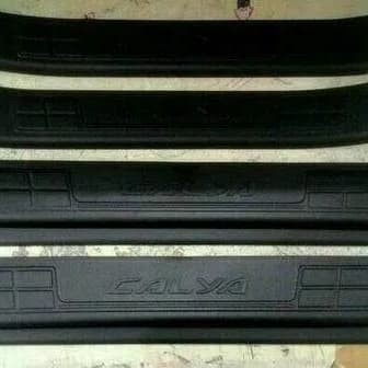 Variasi Mobil Sill Plate Samping Toyota Calya