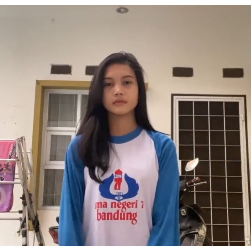 Seragam Olahraga SMAN 7 Bandung Preloved