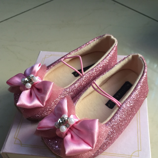 Sparkling ribbon shoes Little Ailes