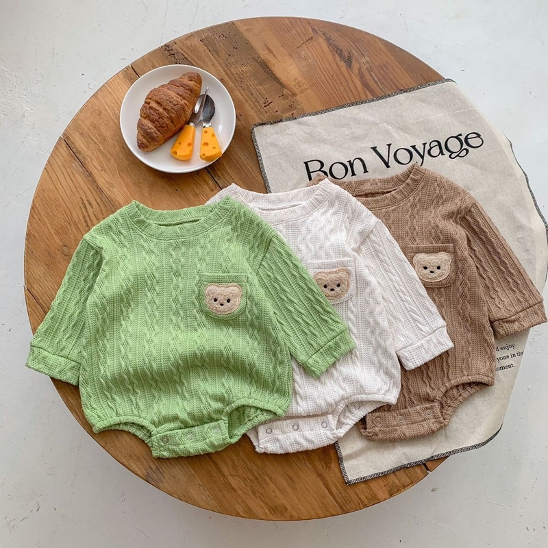 Bear textured romper bayi