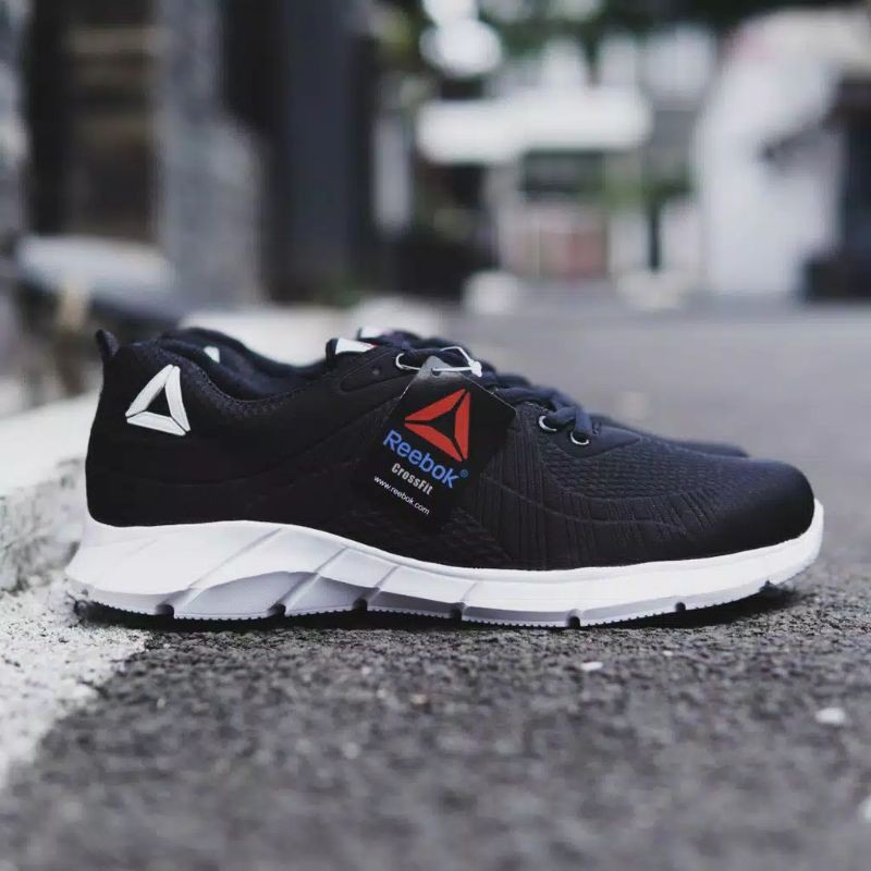 PROMO  Sepatu Running/Sport Pria Reebok