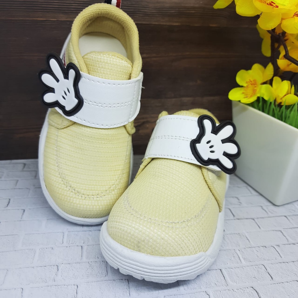 mandirishoesstore-SEPATU SNEAKER ANAK PEREMPUAN USIA 1 2 3 TAHUN FAY03