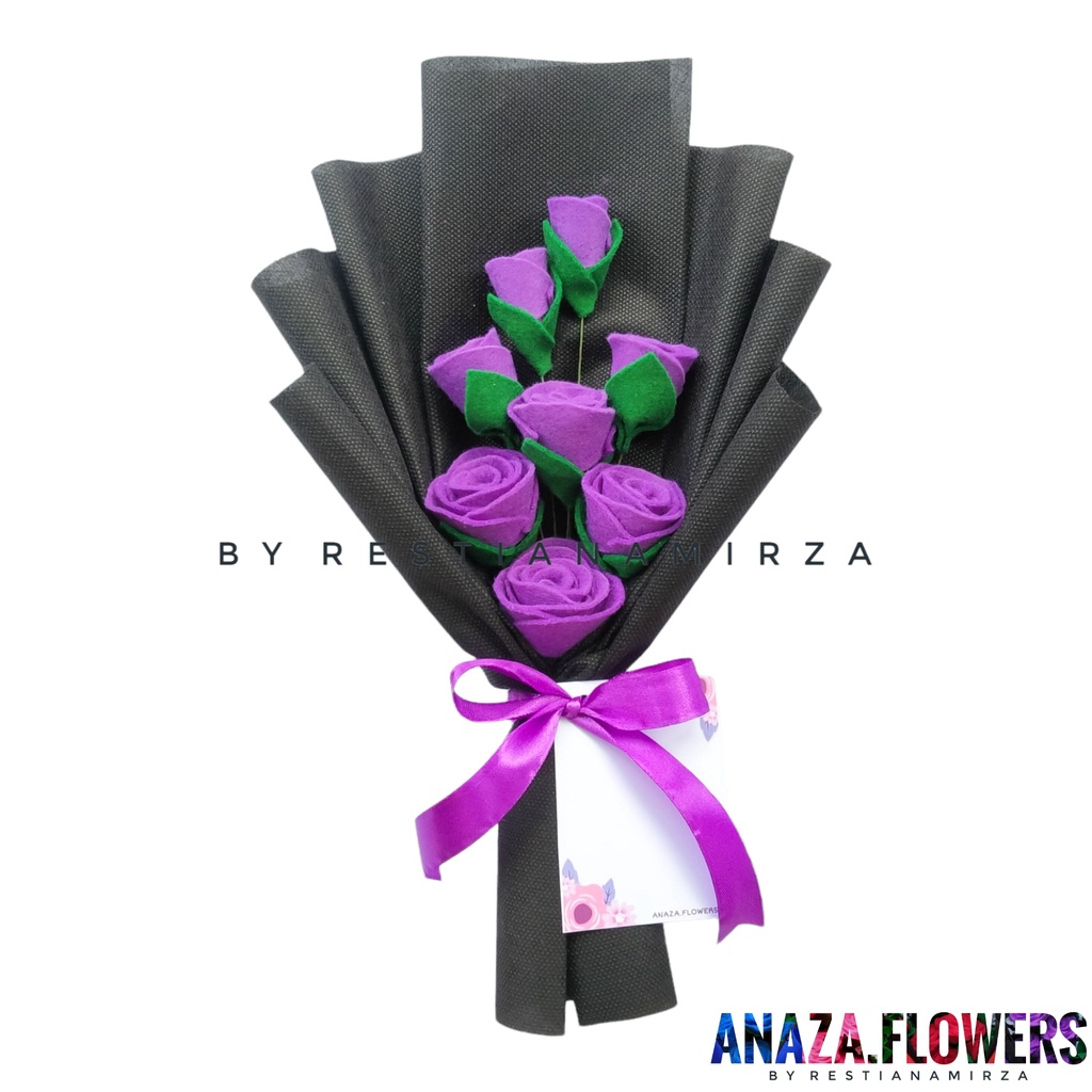 Jual Buket Wisuda Bunga Mawar Flanel Warna Ungu Bucket Bouquet Shopee Indonesia