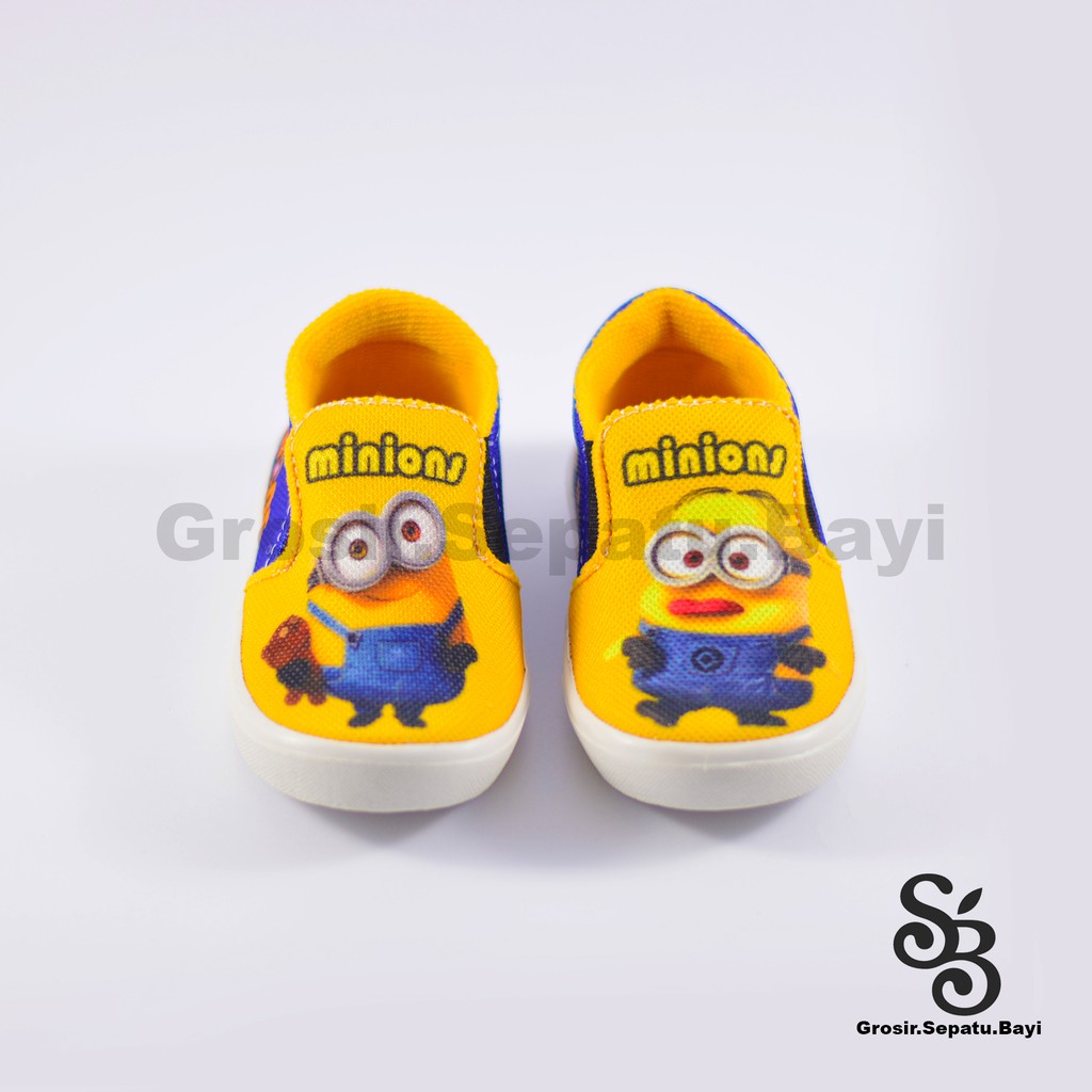 sepatu anak laki-laki karakter minion murah