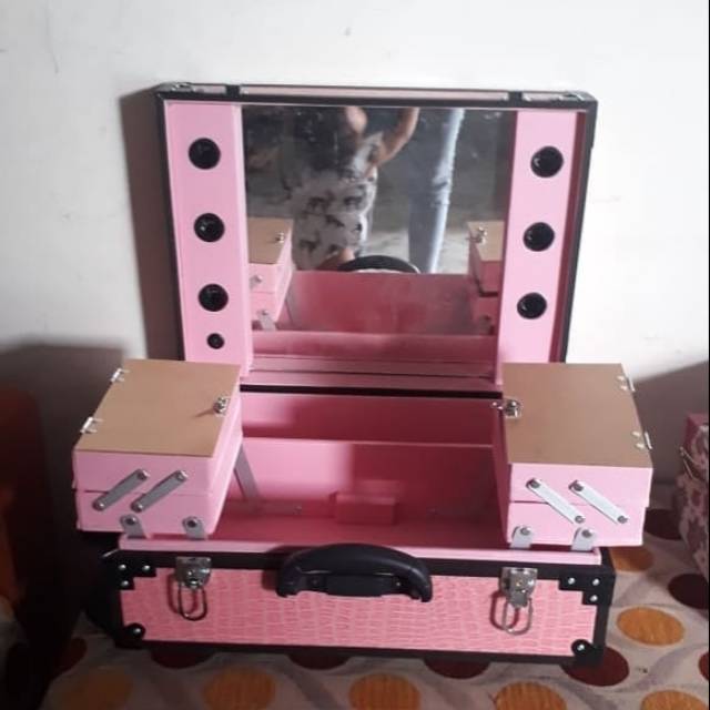 Beauty case / kotak make up / box make up / beautycase lampu / bulb