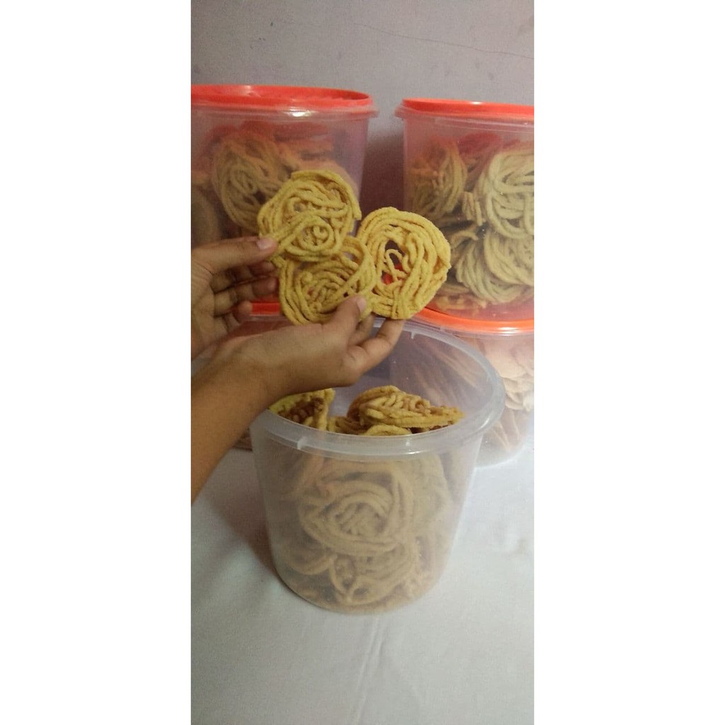 

KERUPUK MIE BASO GURIH KRIUK
