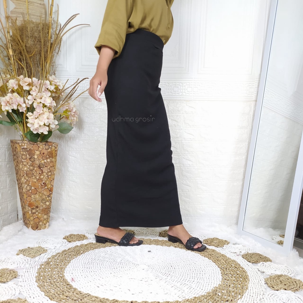 ROK SPAN PANJANG BAHAN RAJUT KNIT