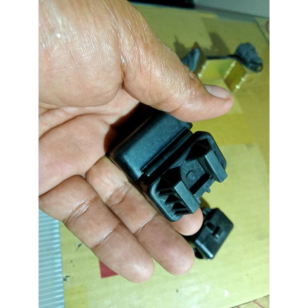 sambungan arus listrik Toyota kijang