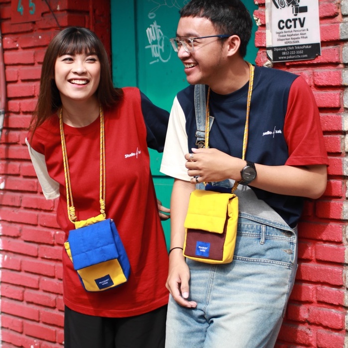 House Of We.Kala - Phone Bag Kolaborasi We.Kala X Elbest Studio Tas Selempang