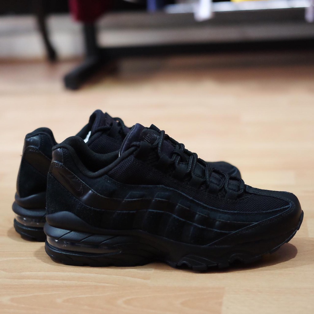 nike air max 95 gs black
