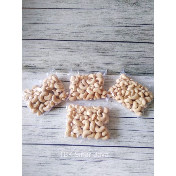 

kacang Mede mete utuh kemasan repack 100 gram