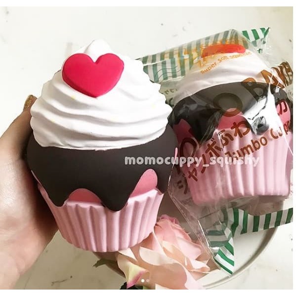 jumbo cupcakes Squishy Licensed by tokyo bakery (ORIGINAL)