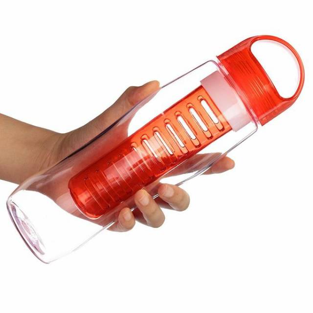BERRY INFUSED WATER BOTTLE 700 ML