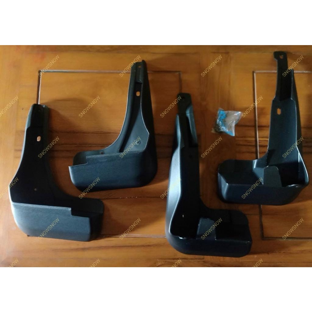 Mud Guard Toyota Sienta Karpet Lumpur