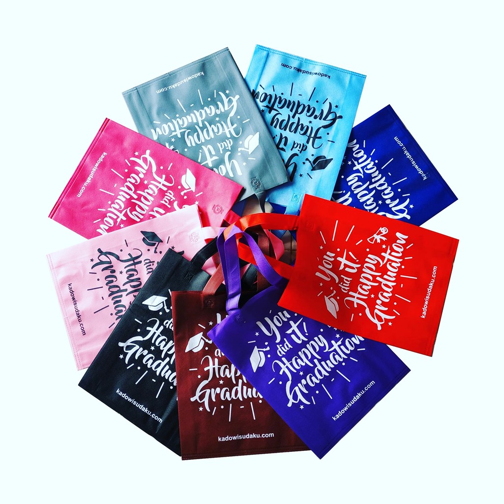 

Totebag Tas Kado Wisuda (1pcs)