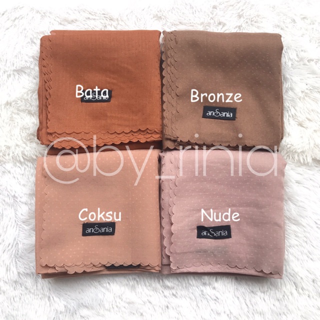 Segiempat Ansania Rubiya Lasercut Watersplash