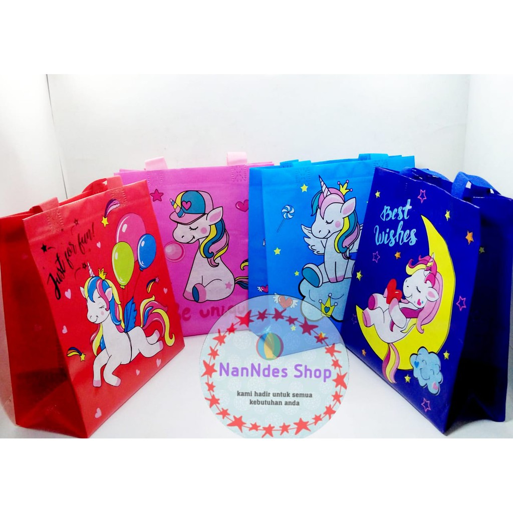 

Tas Ulang Tahun Unicorn Pony / Tas Souvenir Ulang Tahun / Goodie Bag Premium